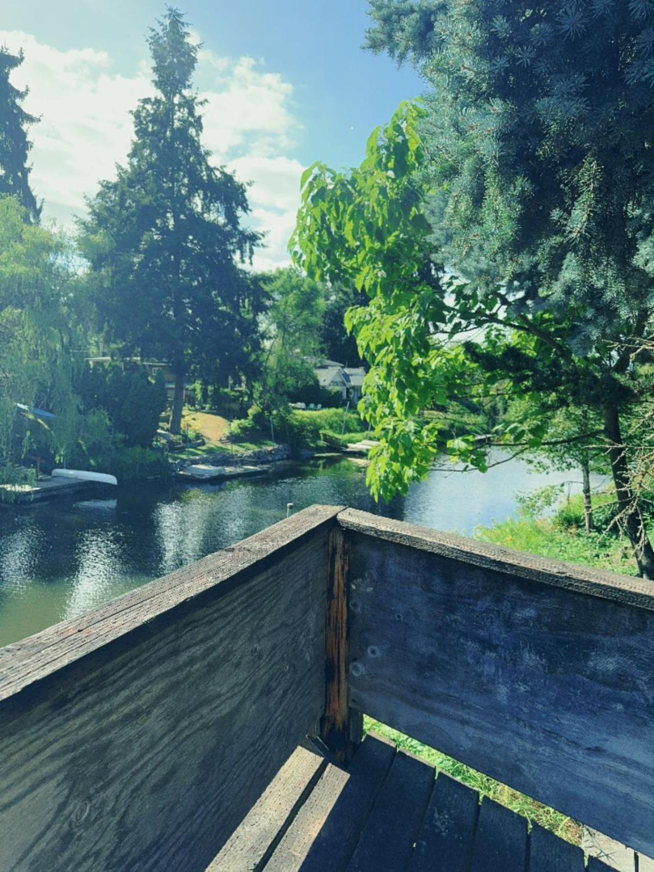 Bothell River House Экстерьер фото
